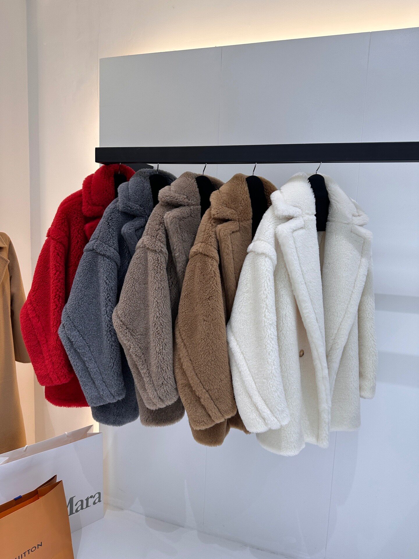 Max Short Teddy Bear Coat 62%  - Wool Coat Peacoat recensie en prijs