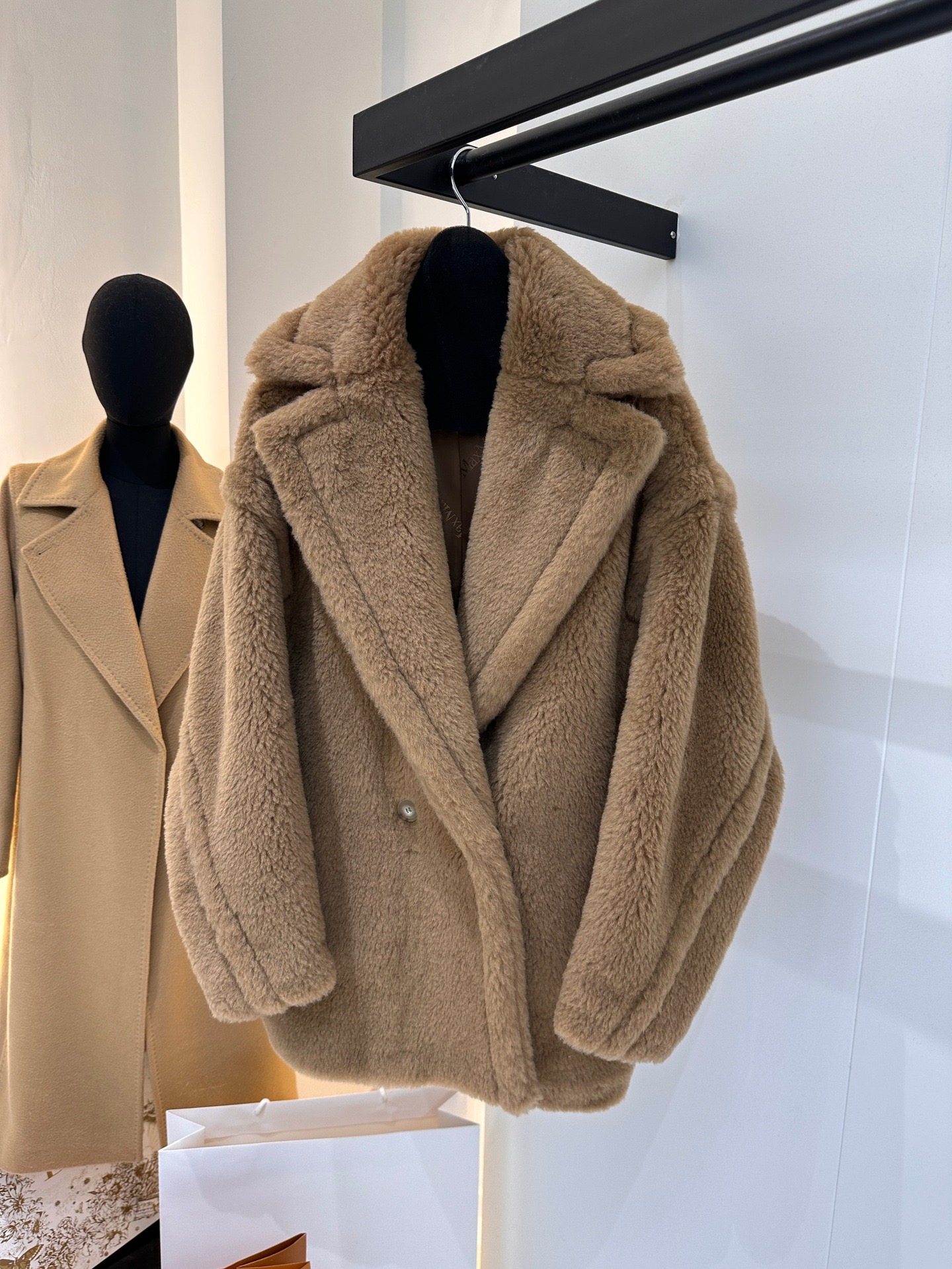 Max Short Teddy Bear Coat 62%  - Wool Coat Peacoat recensie en prijs